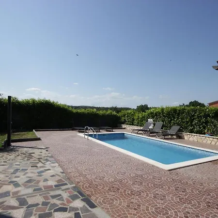 Fjolla * Labin (Istria)